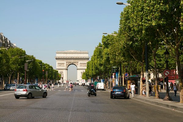 Wie kann man den Energieverbrauch beim Camping reduzieren?